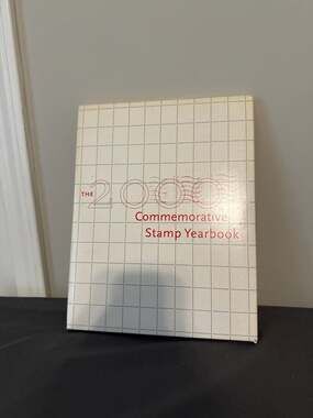 2000 Commemorative Stamp Yearbook with Mint Set Stamps and Slipcase